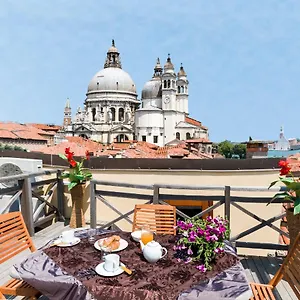 Dorsoduro Charme By Wonderful Italy Апартаменты